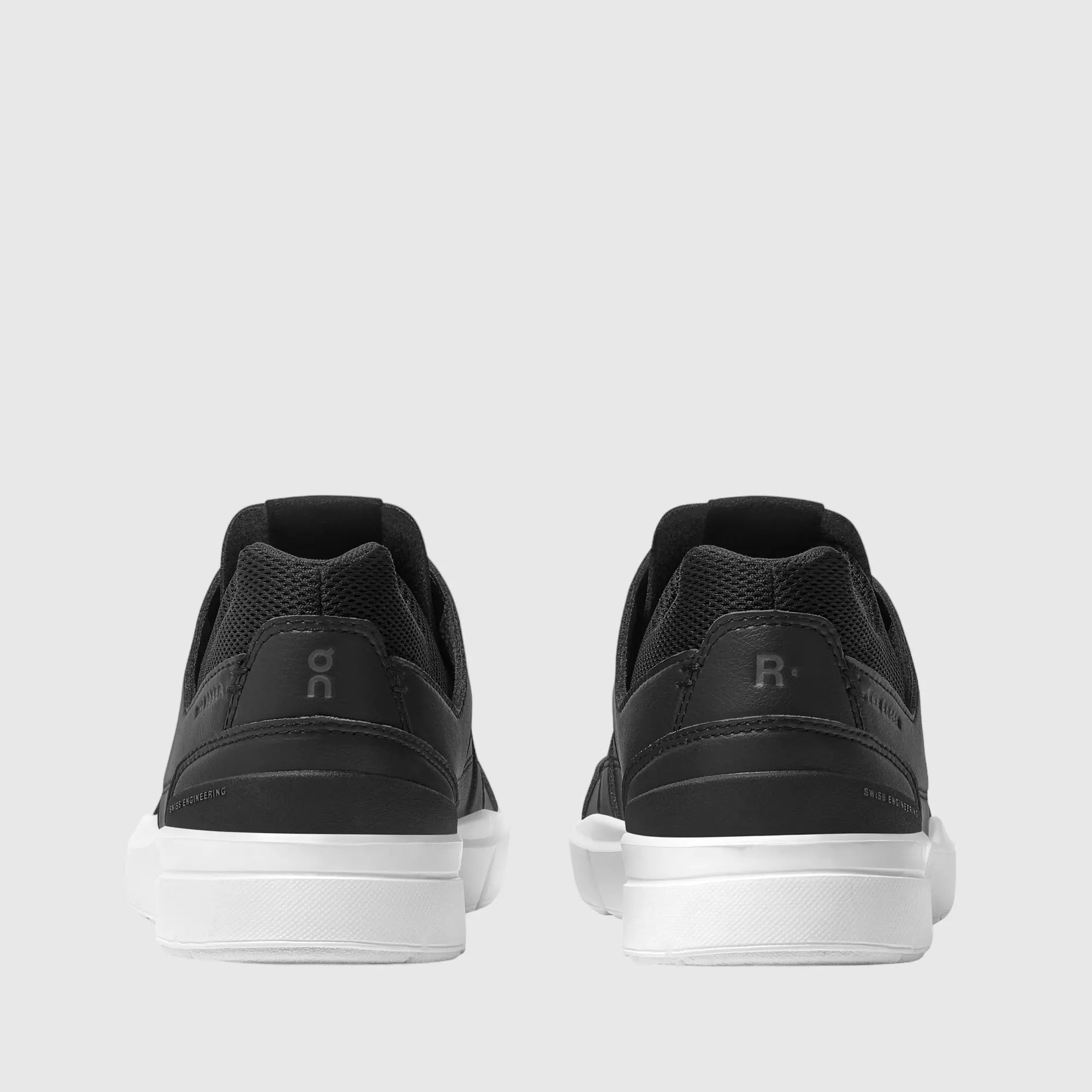 On Women's The Roger Clubhouse Black | White | On Air Studio