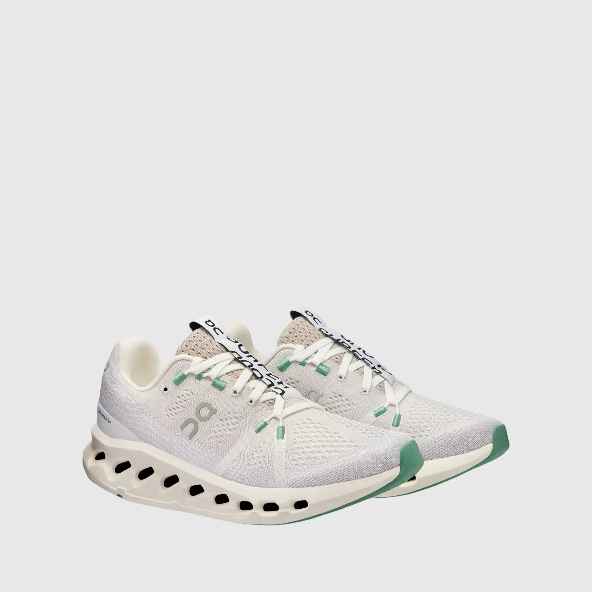 On Women's Cloud Surfer 7 Pearl Ivory - Air Studio