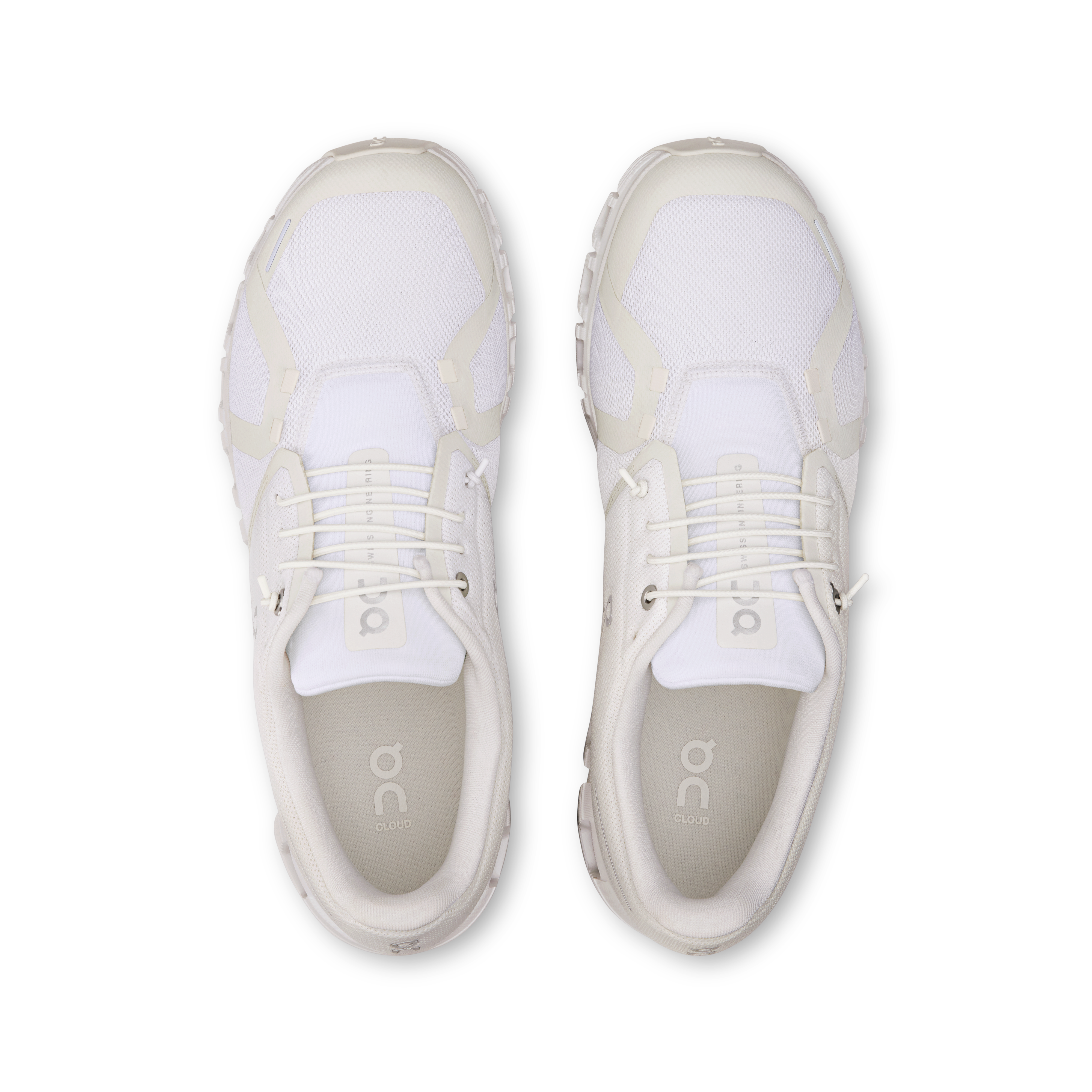 On women's cloud 6 lifestyle shoe in white